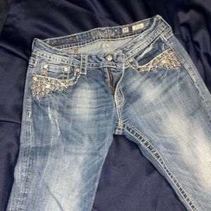 Like new Miss Me Capri’s